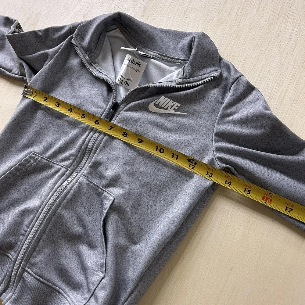 Nike Track Jacket Kids 6-7 Gray Full‎ Zip Logo Tape Knit Athletic Sport
